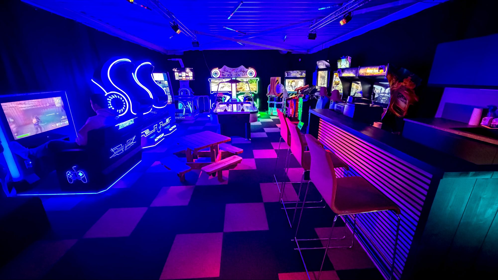 flipperkast-arcade-gamehal-lounge-leusden