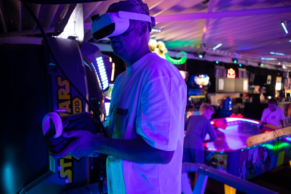 VR gamen met ouders in gamehal leusden